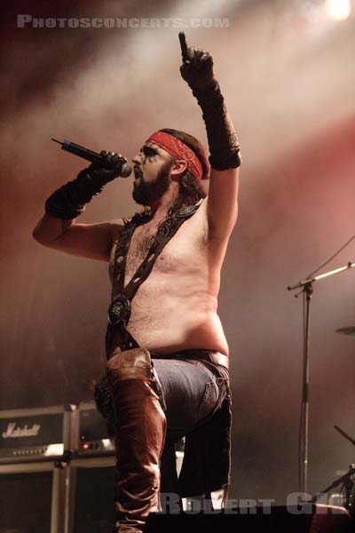 TURBONEGRO - 2005-06-24 - CERGY - Base de Loisirs - 